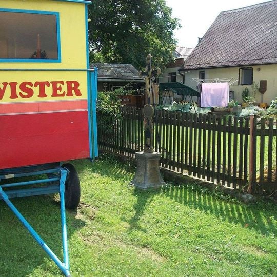 Kříž v Mutěníně