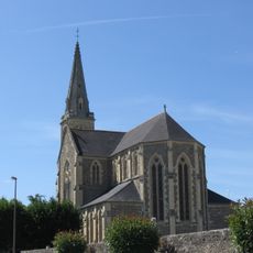 Église Saint-Lunaire de Saint-Lormel