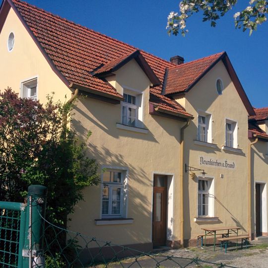 Station building of Neunkirchen a Brand station