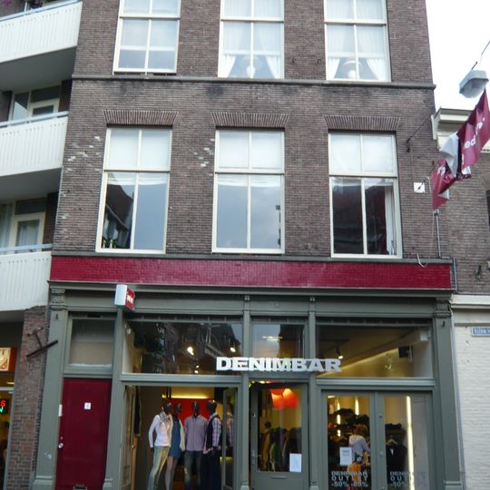Kleine Houtstraat 1, Haarlem
