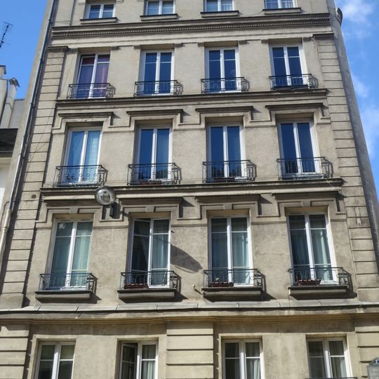 Immeuble, 17 rue des Lavandières-Sainte-Opportune, 1 rue des Deux-Boules