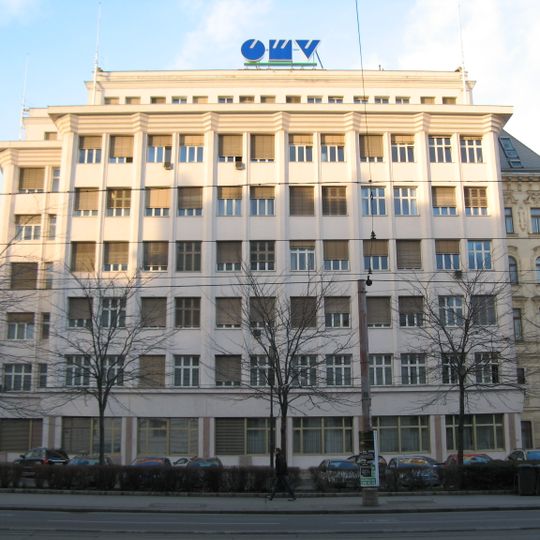 Büro- und Geschäftshaus, „Allgem. Versicherungs-Gesellsch. Phönix“