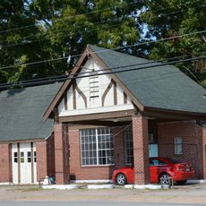 Jameson-Richards Gas Station
