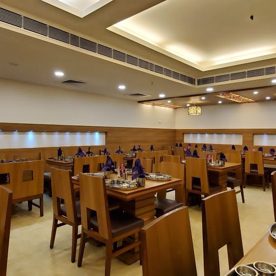 Khandani Rajdhani