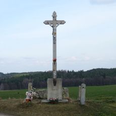 Kříž ve Slavči