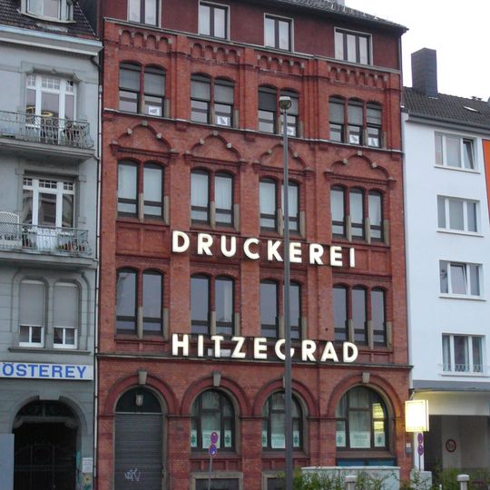 Friedrich-Ebert-Straße 102