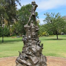 Statue of Peter Pan