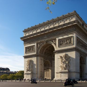 Triumphal arches: why cities built these monuments to remember their past