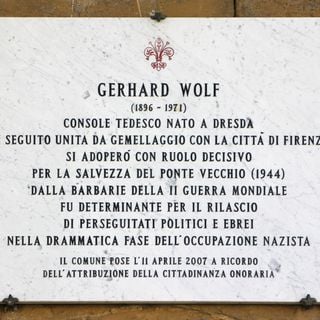 Plate to consul Gerhard Wolf