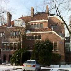 Rechterdeel van een dubbele villa