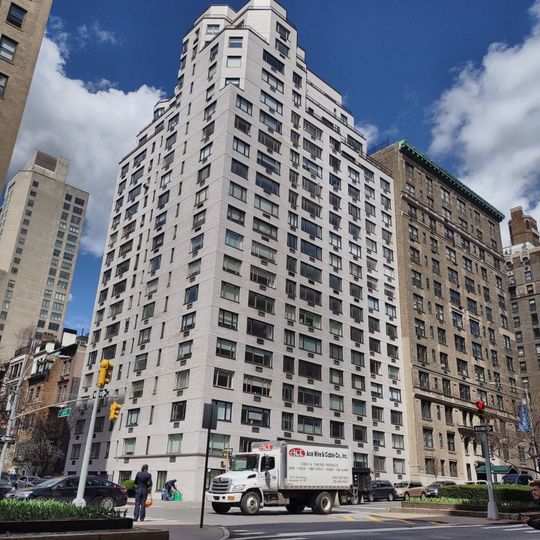 920 Park Avenue