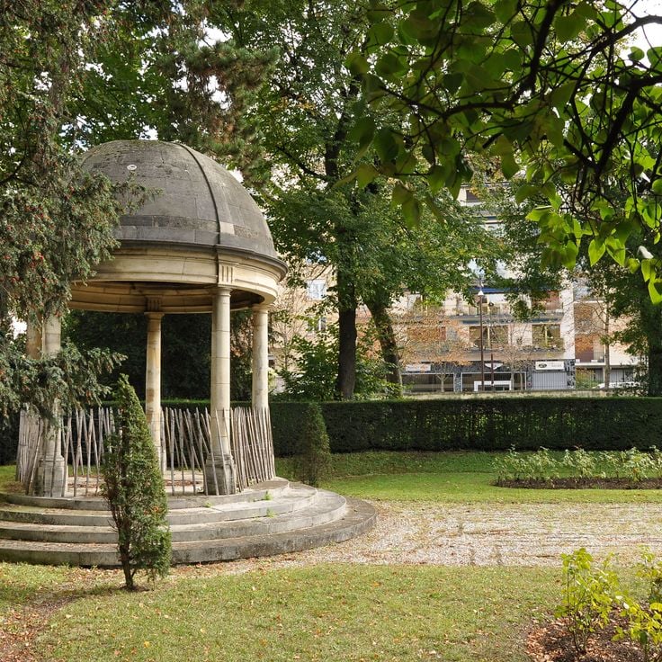 Parc de la Folie Saint James