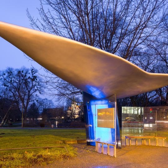 Bus stop Maschsee/Sprengel Museum