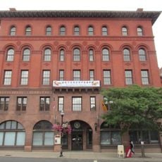 City Hall-Monument District