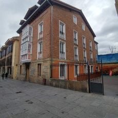 Casa De Las Escuelas 12