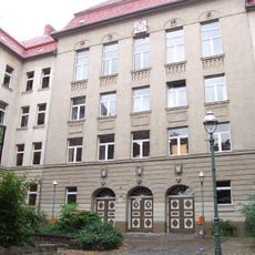 Albert Schweitzer School