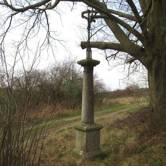 Kříž severně od Kbela