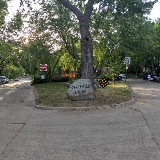 Cottage Park