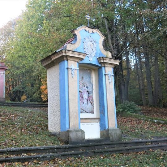 Kaplička X. zastavení křížové cesty v Jiřetíně pod Jedlovou