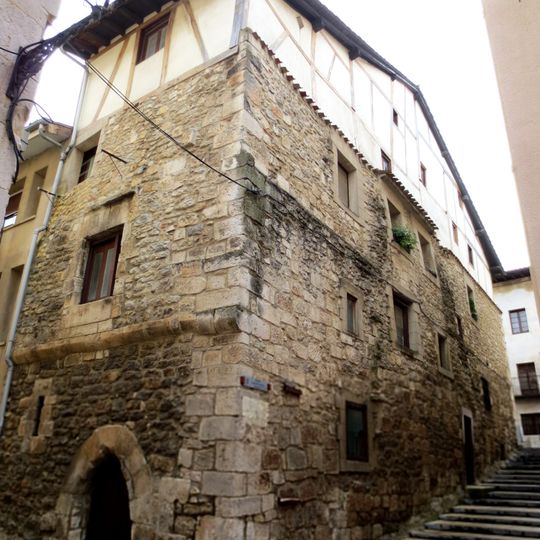 Alargunen Etxea house