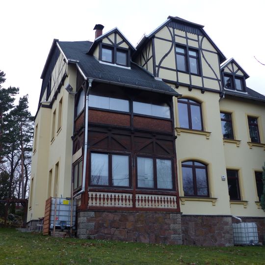 Wohnhaus Heinrich-Heine-Straße 21