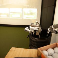 Blades Golf Lounge