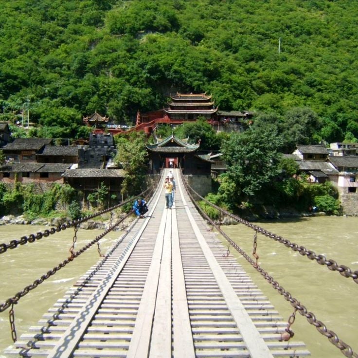 Xingkangbron – 1100 m