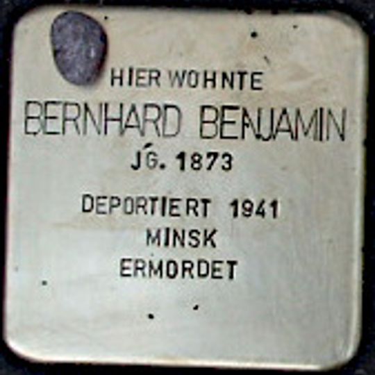 Stolperstein à la mémoire de Bernhard Benjamin