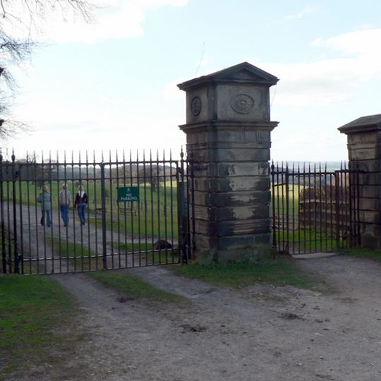 Gatepiers, Quadrant Walls, Railings And Gates At Lofthouse Lodge