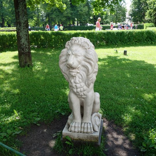 Sitting Lion statues in Pavlovsk Park