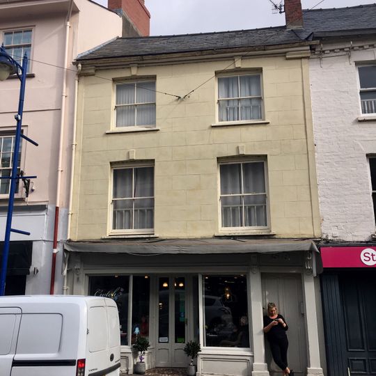 No.58 Cross Street, Abergavenny