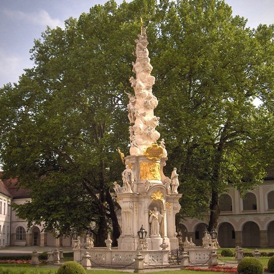 Stift Heiligenkreuz - Holy Trinity column