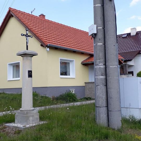 Kříž v Hradci u Stoda u křižovatky