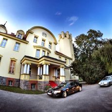 Zespół pałacowy w Jastrzębiu