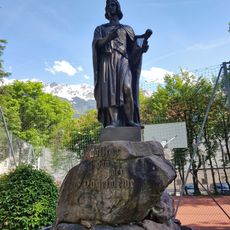 Persönlichkeitsdenkmal Walther von der Vogelweide