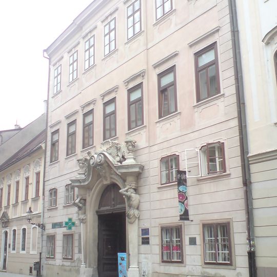 Eszterházyho palác