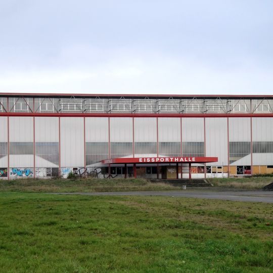 Eissporthalle