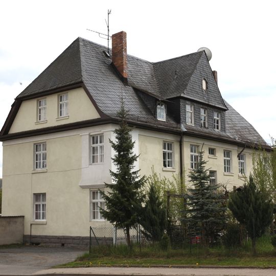 Ehemaliges Eisenbahner-Wohnhaus