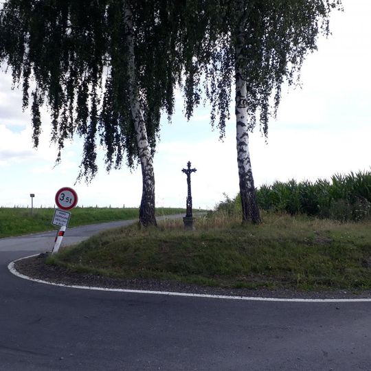 Kříž jižně od Sedlce