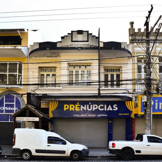 Imóvel à Praça Getúlio Vargas, nº 102