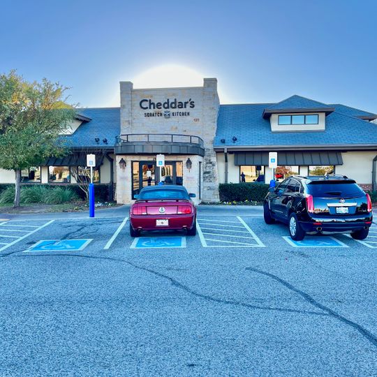 Cheddar's