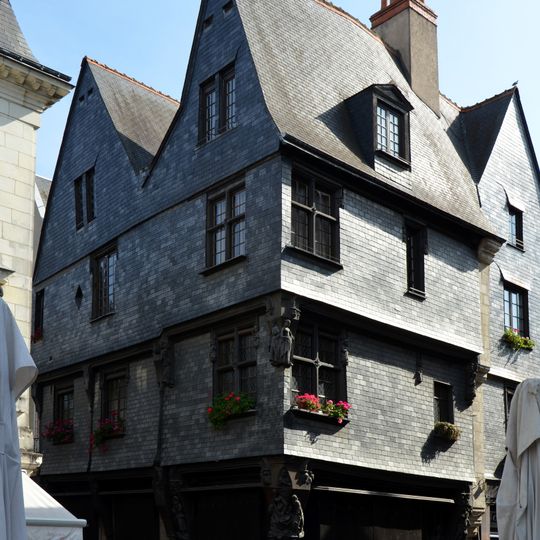 Maison 26 rue de la Monnaie