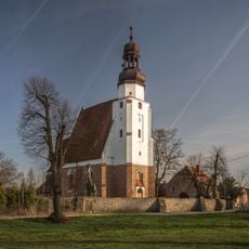 Zespół kościoła Św. Trójcy, cmentarz