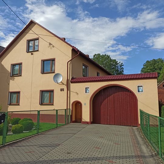 Zagroda z XIX w. przy ulicy Wolności nr 55 w Lubrzy