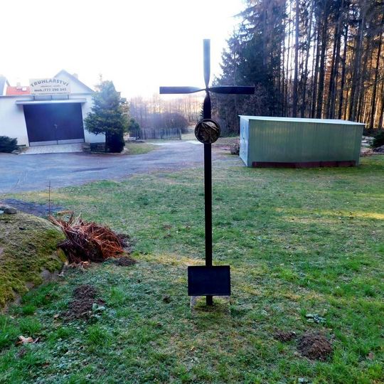 Kříž na západním okraji osady Chaloupky