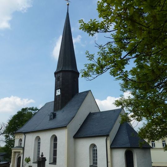 Kirche und Kirchhof mit Einfriedungsmauer Obere Schönauer -
