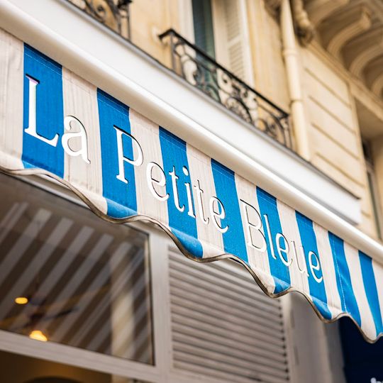La Petite Bleue
