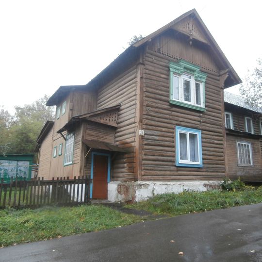 Дом, в котором в период с 1923 по 1945 гг. жил секретарь первого в России Иваново-Вознесенского общегородского Совета рабочих депутатов И.Д. Добровольский