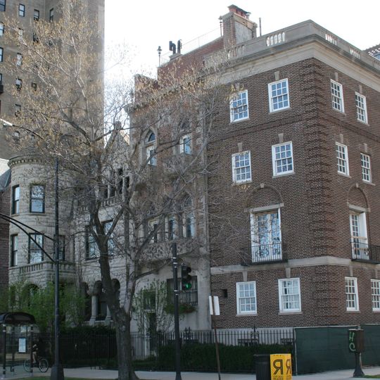 Seven Houses on Lake Shore Drive District