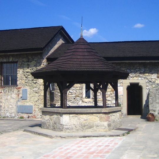 Trenčiansky hrad, studňa hradná